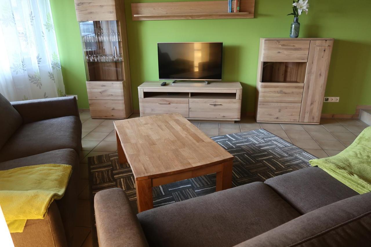 Ferienwohnung Neuborner-Hof Andernach Bagian luar foto